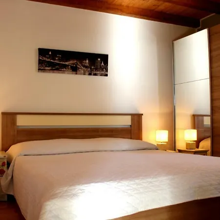 Apartment Marinela *